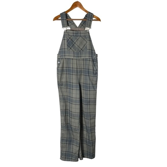 WEWOREWHAT Basic Overalls In Cool Plaid - Picture 4 of 13
